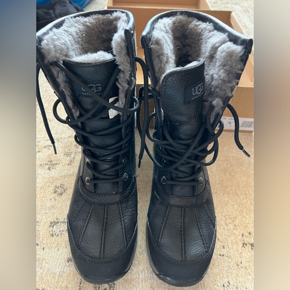 UGG Shoes - UGG Adirondack Boot 3 Women's Black Lace-Up Winter Boots